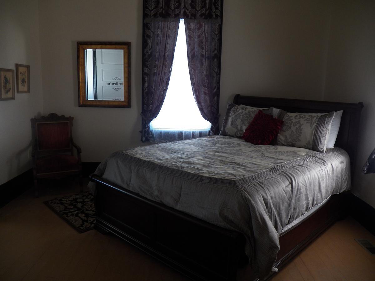 Grand Victorian Inn (Adults Only) Park City Szoba fotó